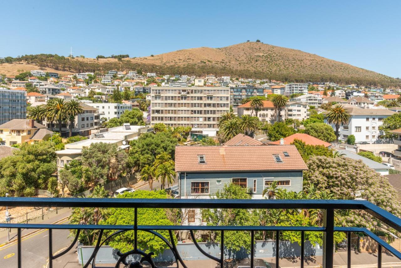 Cape Royale I Whosting Apartment Cape Town