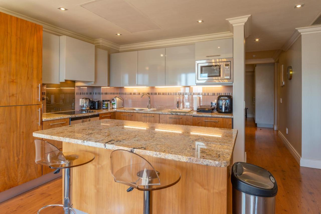 Cape Royale I Whosting Apartment