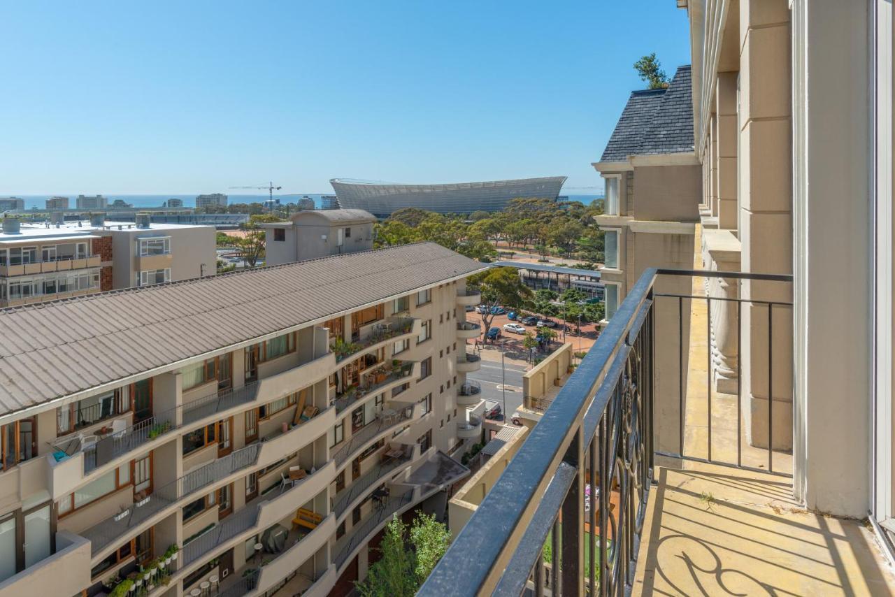 Apartment Cape Royale I Whosting Cape Town