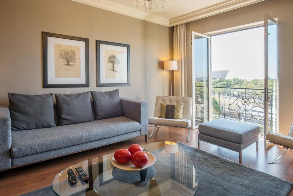 Cape Royale I Whosting * Cape Town