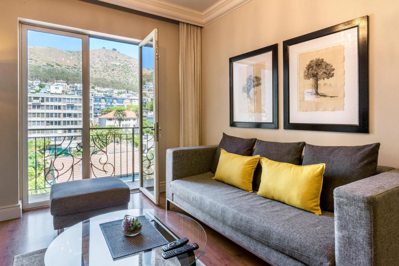 Cape Royale I Whosting * Cape Town