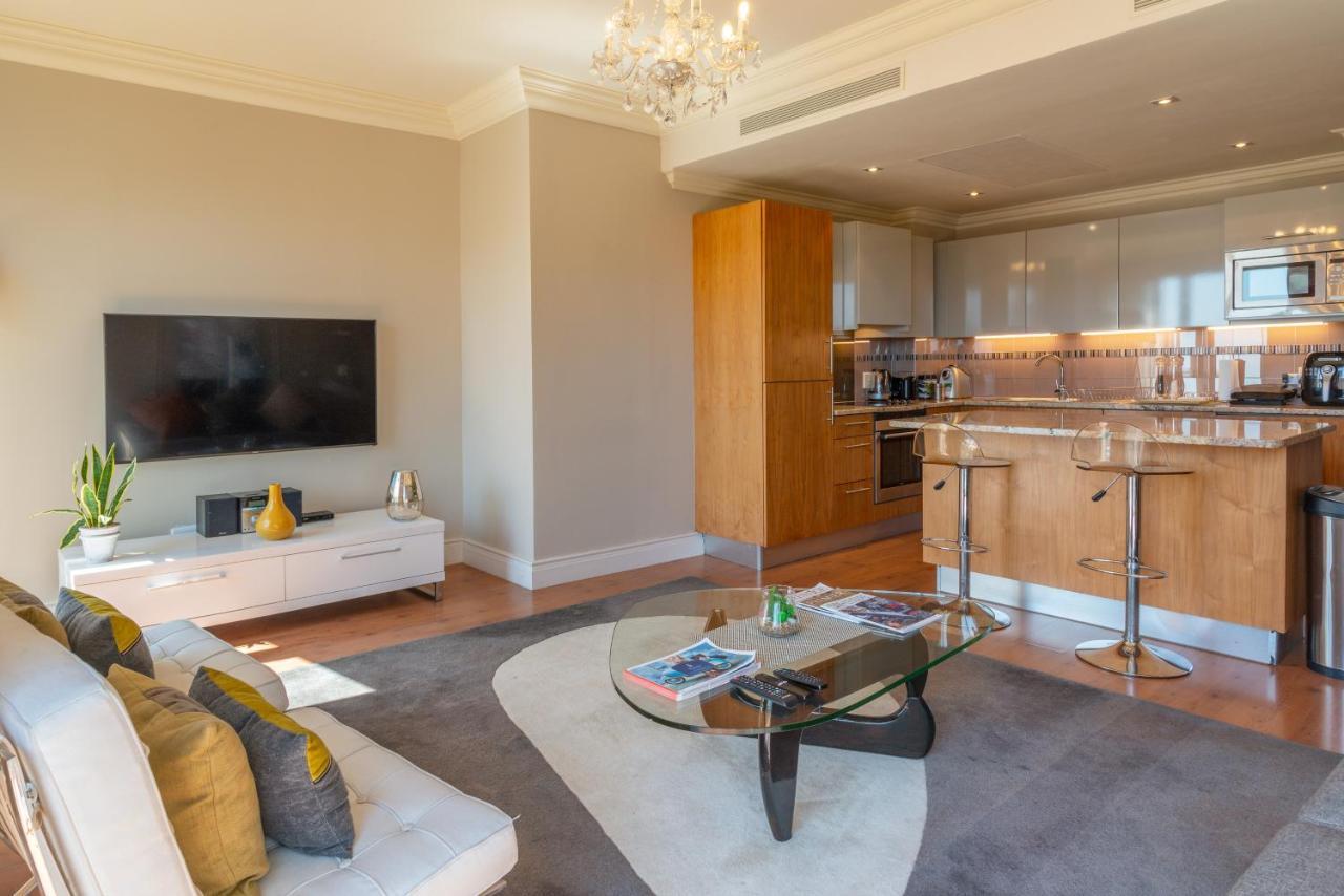Cape Royale I Whosting Apartment Cape Town